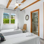 Reva - Plusholidays Villa *