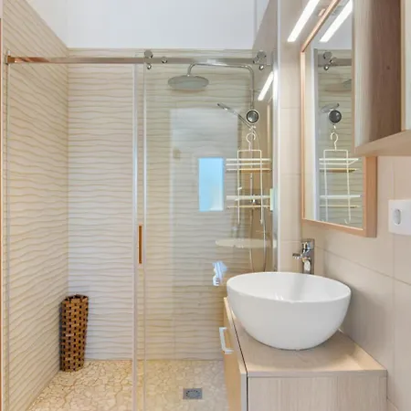 Reva - Plusholidays Villa *