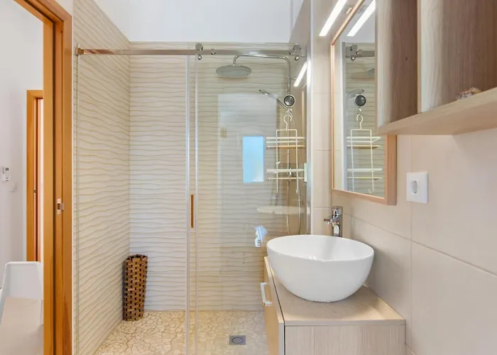 Reva - Plusholidays Villa *